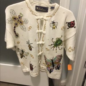 *new listing * BellePointe Sweater